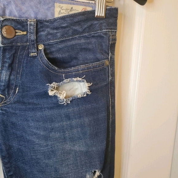 Size 26 Gap Boyfriend Jeans - Picture 2 of 10